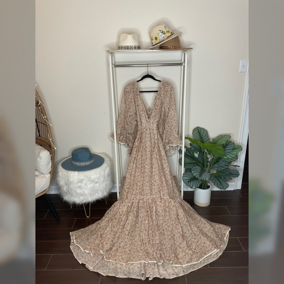 Handmade Customized Maxi Floral Print Flowy Dress - Picture 2 of 11